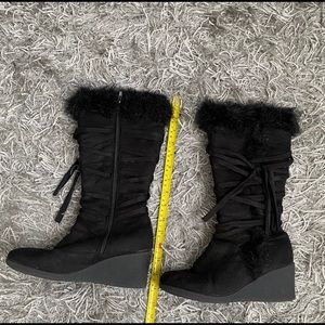 Wedge Boots with Fur
